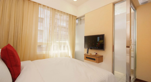 Golden Hotel