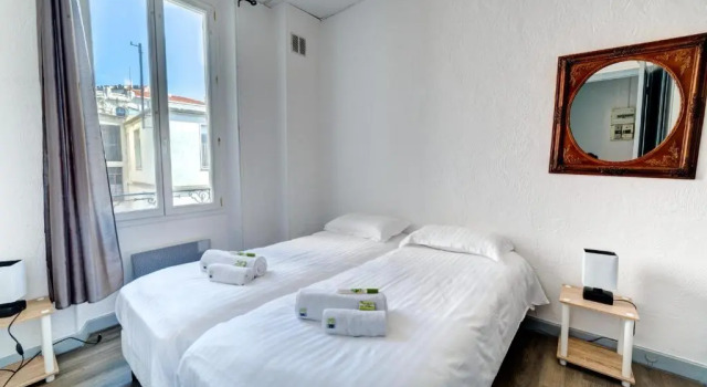 IMMOGROOM - Charming apartment - City Center - Wifi - AC