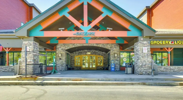 Keystone Condo Near Hiking, Biking & Fun