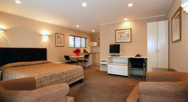 Студия Cornwall Park Motor Inn