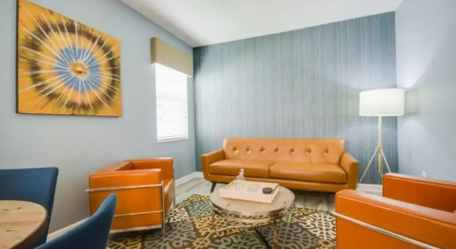 Champions Gate 6 Bedroom With Movie Theater Room! Villa, Buchen Sie Villa Hotels in Four Corners mit Pool, Schwimmbad