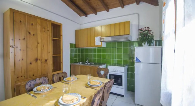 Бунгало Standard с 2 комнатами Campeggio Villaggio Sos Flores