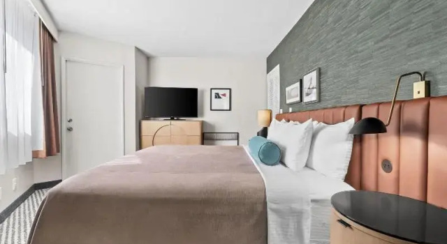 Двухместный люкс c 1 комнатой Royal Palace Westwood Hotel