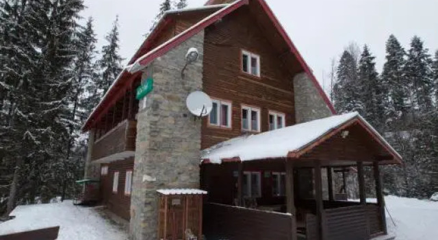 Cabana Montana, Varaa Hotelli Arieseni 