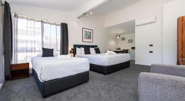 Семейный номер Standard с красивым видом из окна Fern Bay Motel
