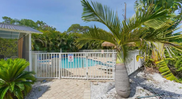 Апартаменты Tropical Fruit Garden