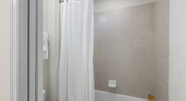 Апартаменты Modern 5BR Downstairs Room Pool Lazy River 2402