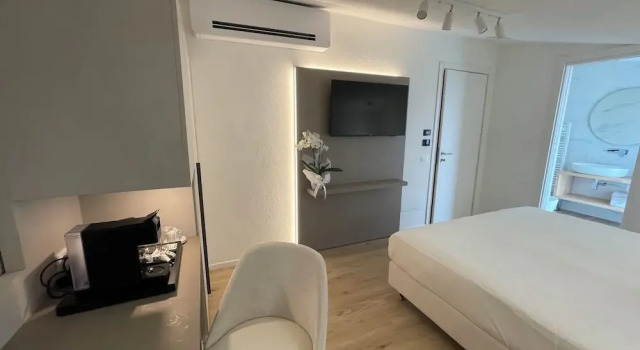 Номер Economy Chic & Charme Luxury Rooms