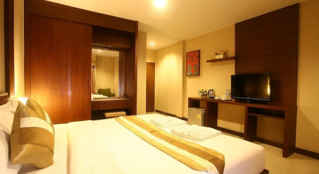 Номер Superior с балконом Honey Inn Pattaya