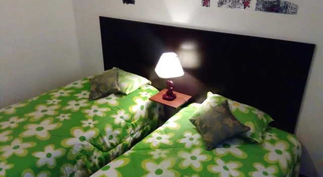La Casa de Karen Hostel, Забронировать Хостел Отели в центре Мирафлореса, в центре