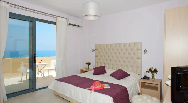 Вилла с 2 комнатами с видом на море Carme Villas