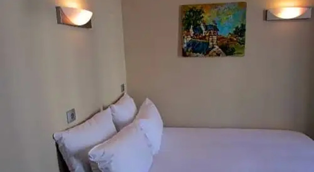 Двухместный номер Comfort Hotel de France 18