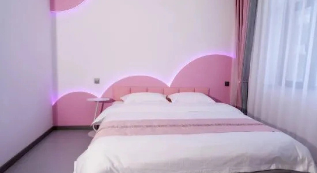 Люкс Comfort 2049 Boutique Theme Hotel