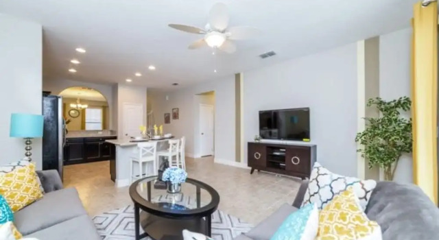 Amazing House! Solterra - 5290www 5 Bedroom Villa