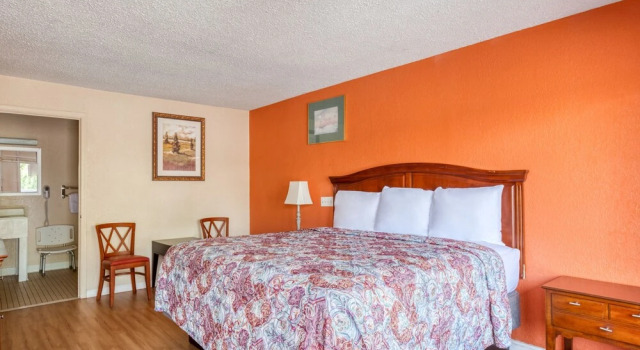 Одноместный номер Standard Haven Inn & Suites
