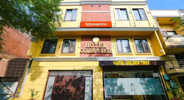 Fabhotel Golden Tree, Rezervovat Hotel Hotely v Punjab s parkováním, Parkování