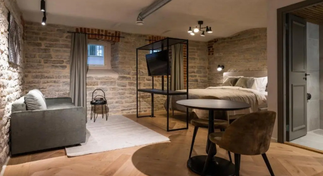 Четырёхместный номер Economy N48 Boutique Hotel