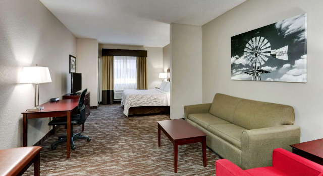 Двухместный люкс Best Western Plus University Inn & Suites