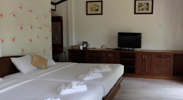 Полулюкс Suanya Kohkood Resort and Spa