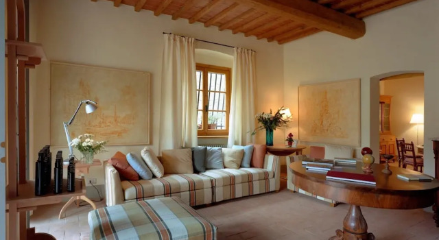 Fattoria Casamora - Suites, Забронировать Отель Пьян-ди-Ско Valdarno