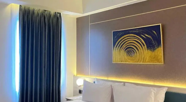 Camera Deluxe LYNN Hotel Tuban