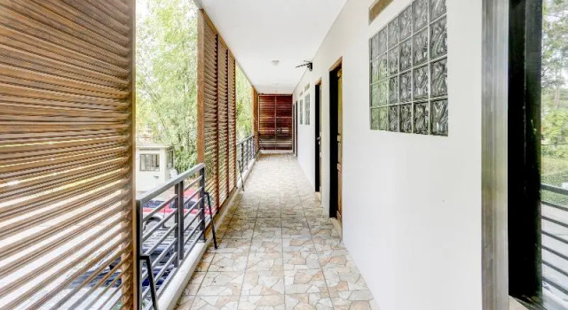 Ulin Guesthouse by OYO Roooms, Book Hotel Samarinda 