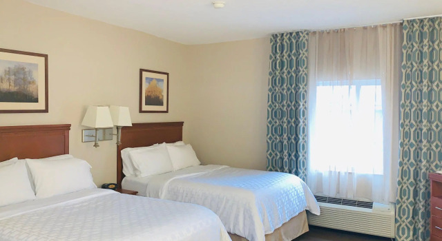 Четырёхместный люкс Candlewood Suites Hot Springs by IHG
