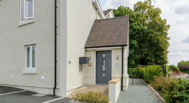 Crescent House Apartments, Book Lejlighed Hoteller i Telford med parkering, Parkering