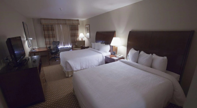 Четырёхместный номер Standard Hilton Garden Inn Albuquerque Uptown