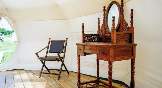 Номер Standard Luxury Glamping Retreat in Battle