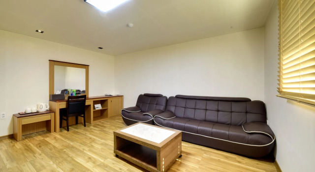Gyeongpodae The Hotel Business, Boek Hotel Hotels in Gangwon-Do met parkeren, Parkeren