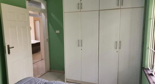Jackies Guest House, Забронировать Гостевой дом Гостевые дома Дурбана, рядом с Elizabeth Sneddon Theatre, Гостевой дом