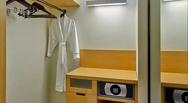 Четырёхместный номер Grand Deluxe Mid Floor The Westin Lima Hotel & Convention Center