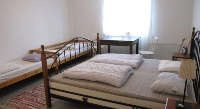 Kustnära Vandrarhem, Book Hostel  