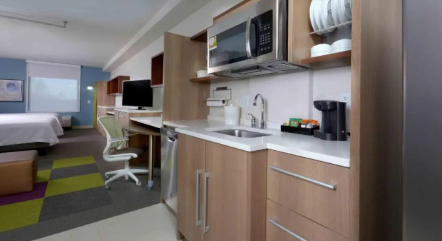 Четырёхместный люкс Home2 Suites By Hilton Duncan