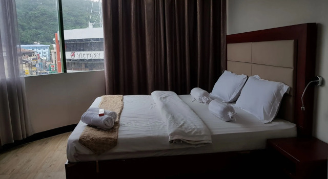 Cherry Midtown Hotel, Book Hotel Billige hoteller i Zambales