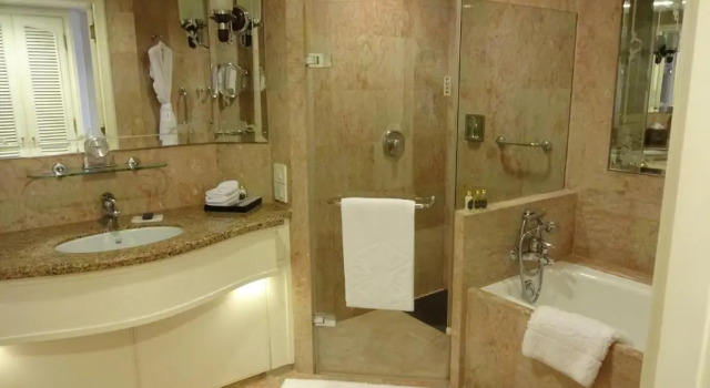 Двухместный номер Serene Infinity с видом на море Taj Lands End
