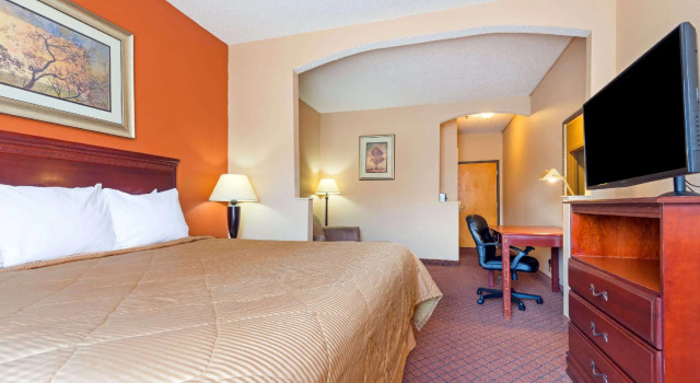 Двухместный номер Standard Days Inn by Wyndham Coliseum Montgomery AL