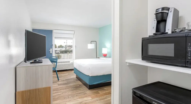 Двухместный номер Standard Цокольный этаж Surf & Sand Hotel