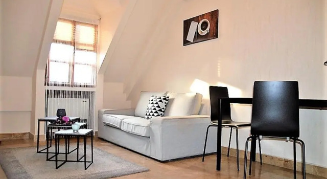 Апартаменты Downtown Apartments with shared kitchen