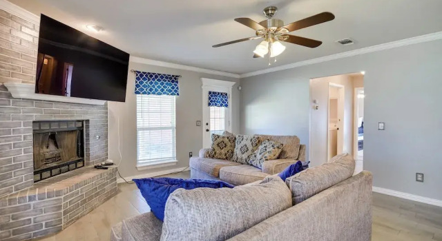Pet-friendly Amarillo Home: 5 Mi to Downtown!, Prenota Hotel Amarillo Texas