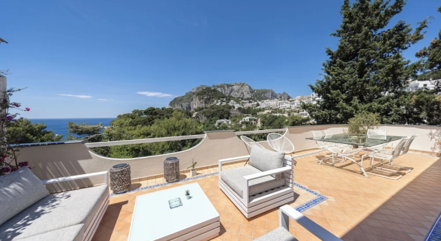 Номер Standard Пентхаус с 2 комнатами с видом на море Oliveto Capri apartments