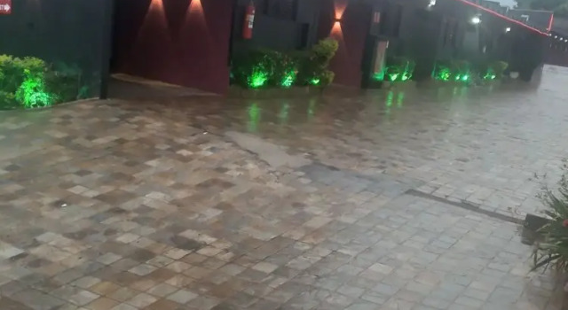up motel2