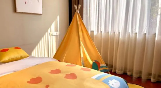 Семейный тент Yangzhou Slender West Lake National Medical College Heyi Hotel