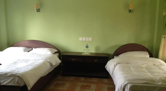 Двухместный номер Standard с балконом и с красивым видом из окна Sauraha Resort