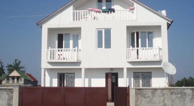 Large house at the beach., Book Vacation Home Hotels in Guria with Parking, Parking