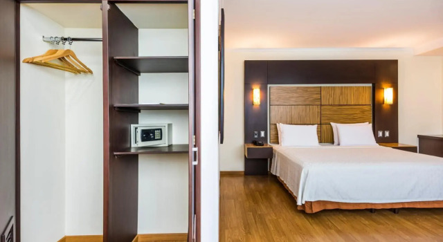 Hotel Galeria de Arte Man-Ging, Rezerwuj Hotel Guayaquil Guayas