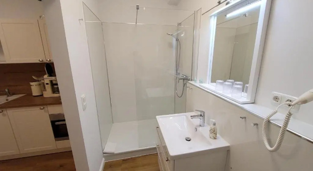 Апартаменты Landhotel garni zur Linde