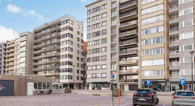 Inviting apartment in Blankenberge with sea-views, Prenota Appartamento Hotel a Flanders con parcheggio, Parcheggio