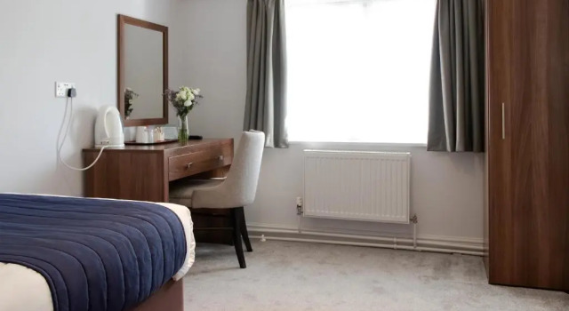 Одноместный номер Standard The Holt Hotel